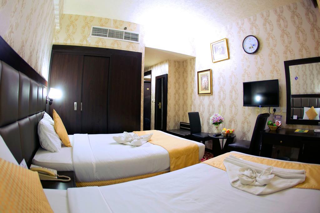 Rafee Hotel Dubai Exterior photo